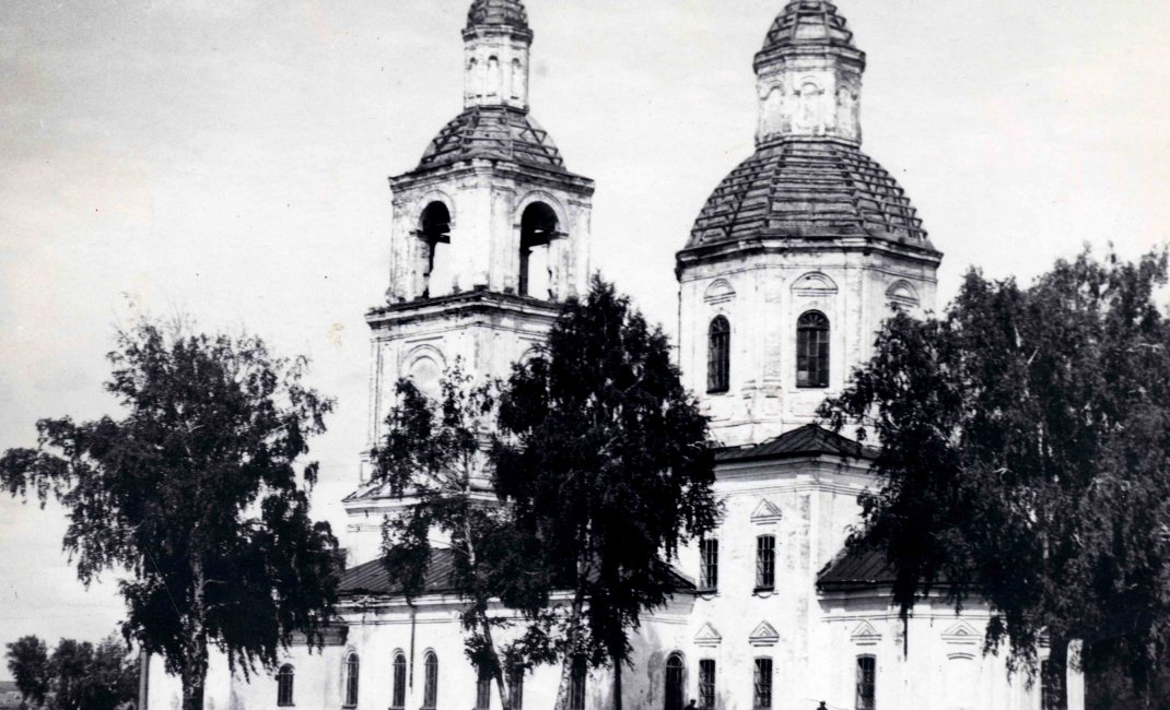 Какзнская церковь до реставрации. Вид с юго-востока. Фото  1947 г.