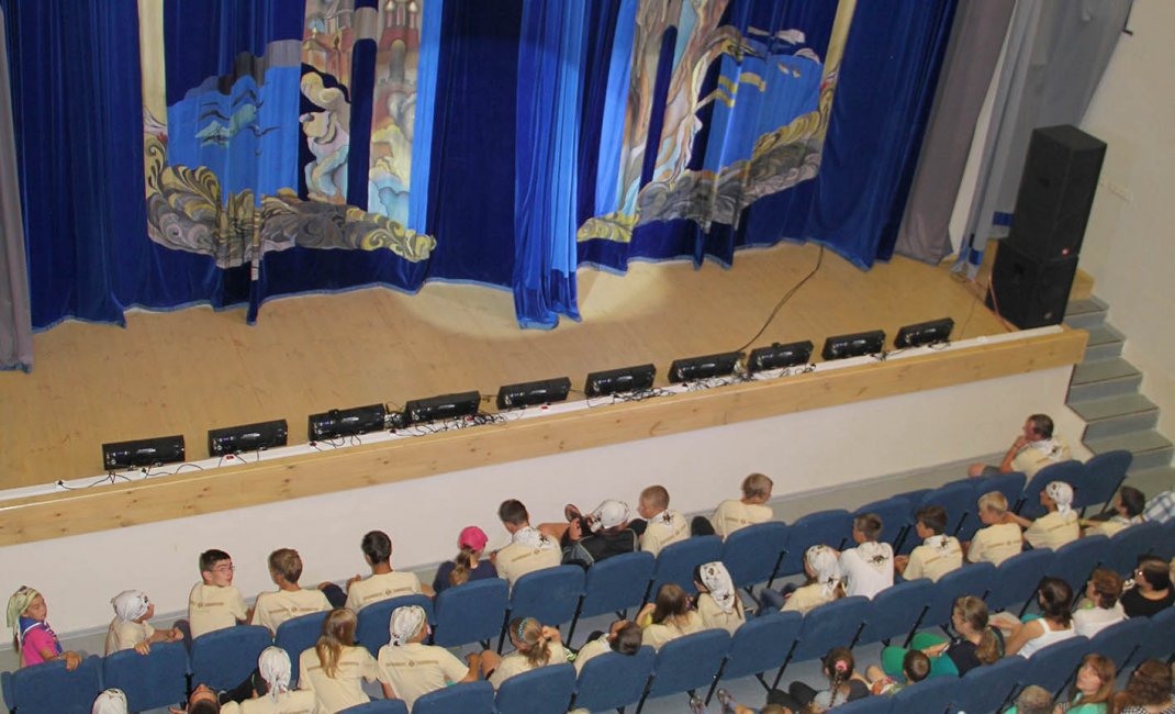 Зрительный зал. Фото 2015 г.