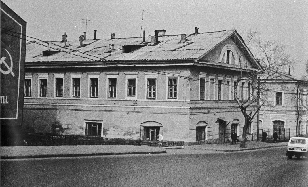 Вид с угла ул. Магистратской и Широкой. Фото 1980-х гг.