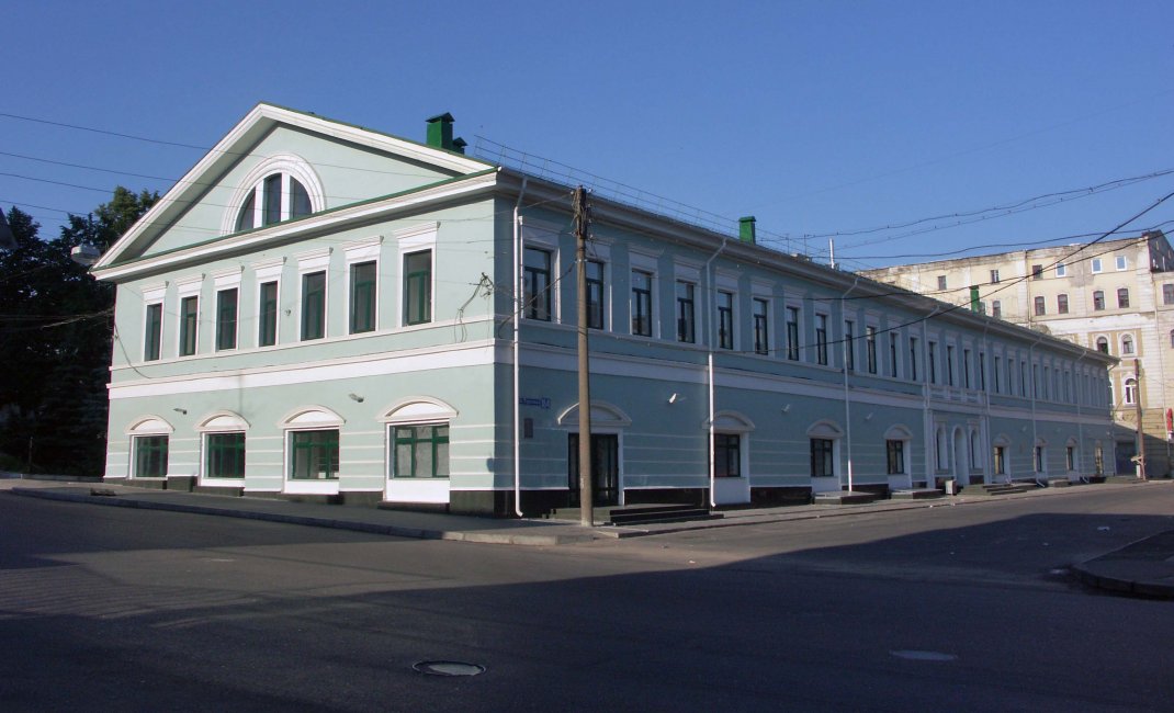 Вид после реставрации с угла ул. Широкой и Торговой. Фото 2005 г.